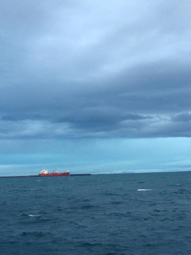 a boat hey i saw a boat